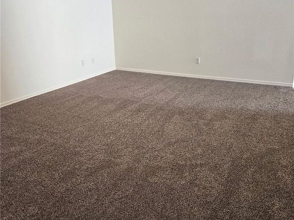 3rd image of 3671 N Burbank Street