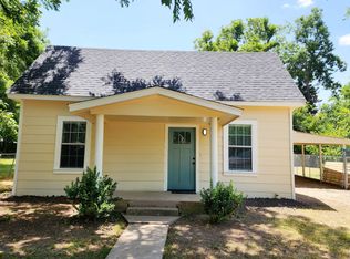 303 W Cedar St, Granger, TX 76530