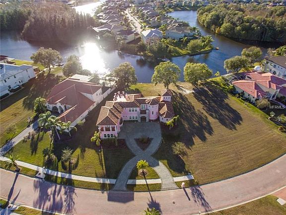 3rd image of 17942 Cachet Isle Dr