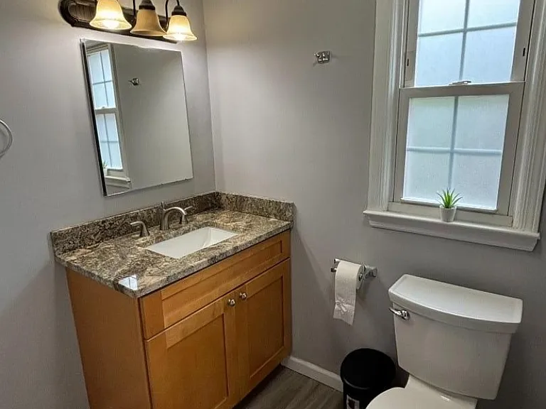 17 Dartmouth Ave #2B — Photo 9