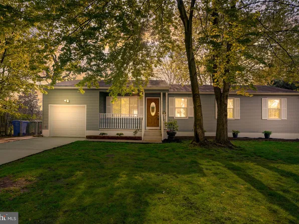 305 Coolidge Rd, Cherry Hill, NJ 08002