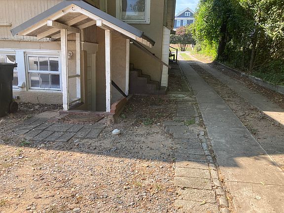 2nd image of 821 Georgia Ave Unit C