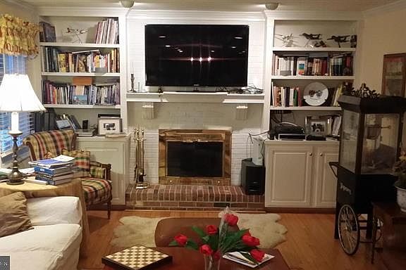 2nd image of 6507 Ursline Ct