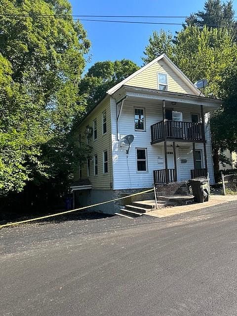 2nd image of 29 Spring St
