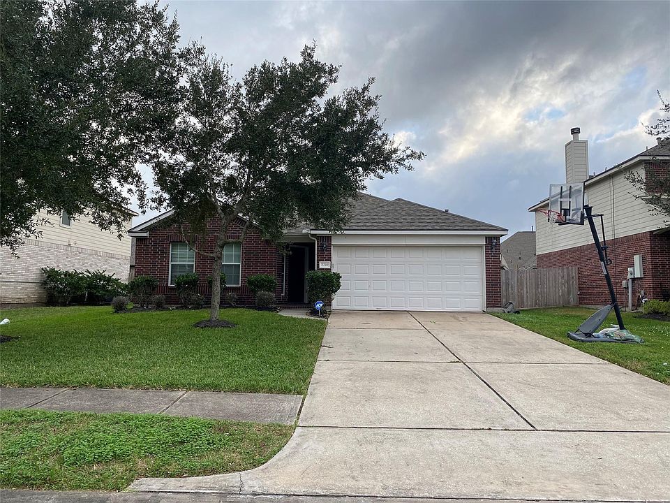 1st image of 2249 Waxwing Dr
