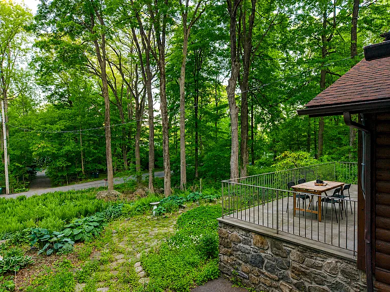 317 Lake Shore Rd — Photo 22