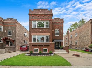 1935 Elmwood Ave, Berwyn, IL 60402