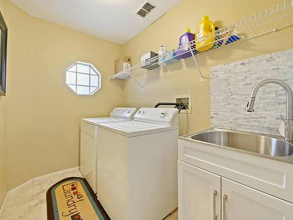 3rd image of 1227 Foxforrest Cir