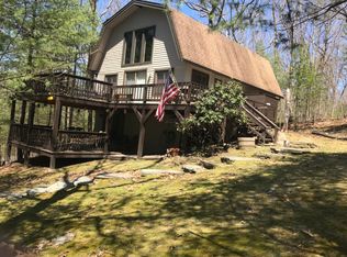 114 Creek Rd, Hawley, PA 18428