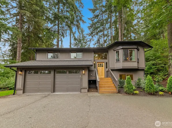 15817 SE Newport Way, Bellevue, WA 98006