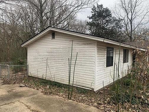 2nd image of 1508 Stanphil Rd