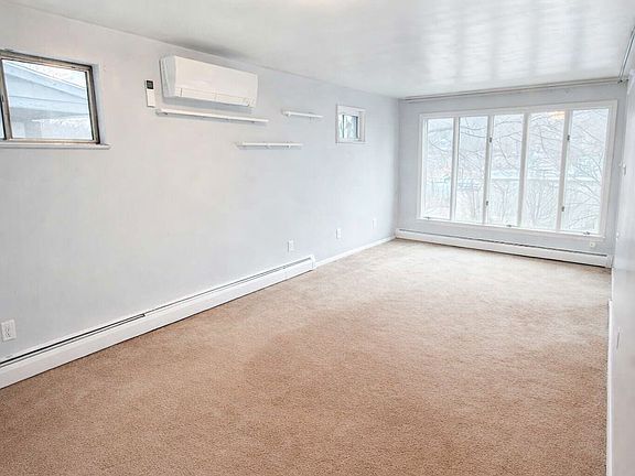 4th image of 50 Maplewood St #1