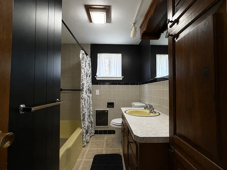401 N 7th Ave — Photo 14