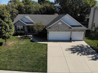 2412 Liberty Dr, Maryville, IL 62062