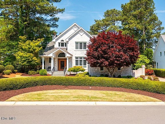 2nd image of 3004 Westview Drive