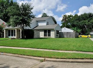 15839 Maple Manor Dr, Houston, TX 77095