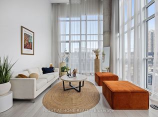 5 Hanna Ave #426, Toronto, ON M6K 0B3