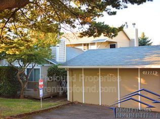 12225 SW Gingham Ln APT B, Beaverton, OR 97008