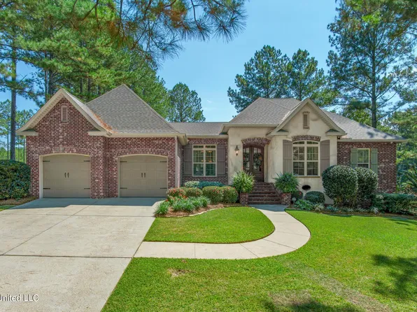 7 Amur Ln, Hattiesburg, MS 39402