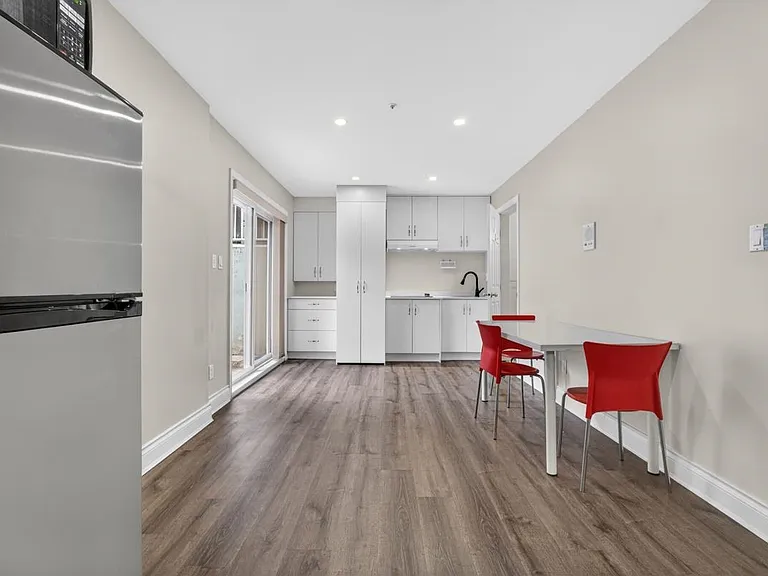 3960 W 20th Ave — Photo 5