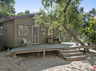 21031 Winfield Rd, Topanga, CA 90290