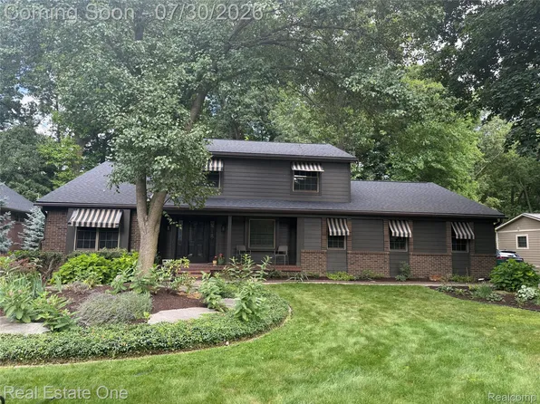 3842 Elder Rd S, West Bloomfield, MI 48324