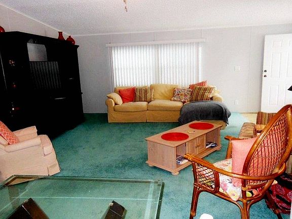 2nd image of 4471 Arlington Park Dr