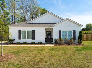1154 Archers Trl N, Springville, AL 35146