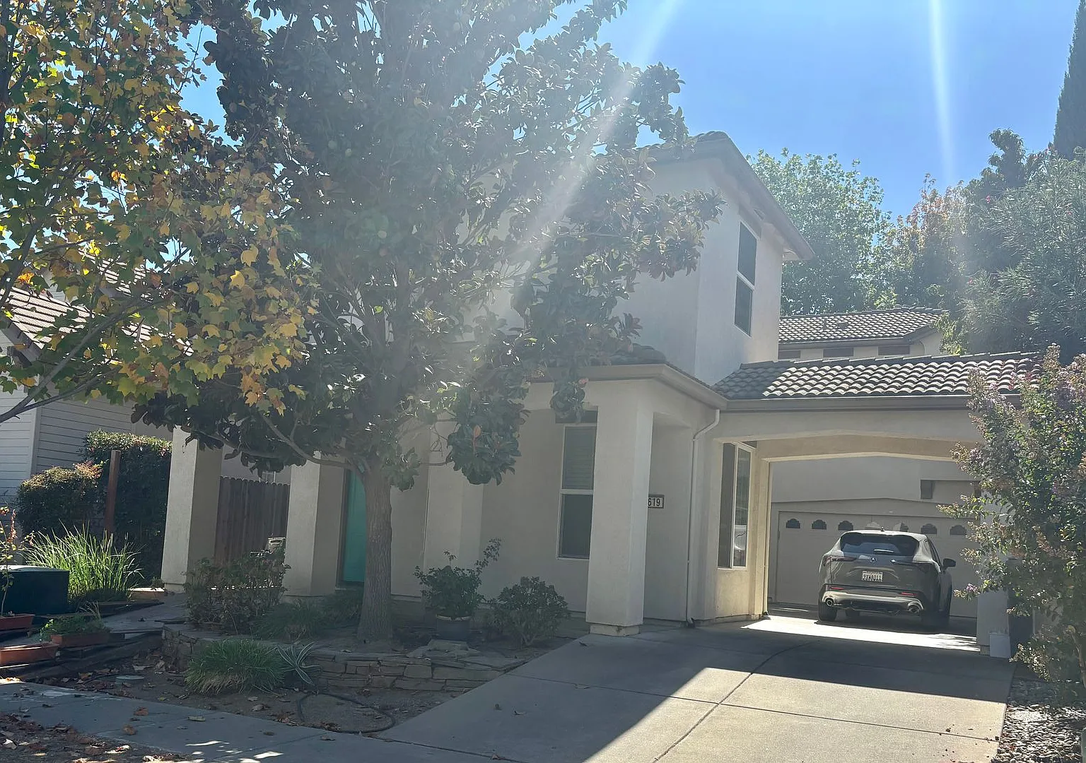 Stunning W. Sac 4/3. Steps From The Lake! Please reference ad for viewing!! — Photo 1
