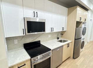 99 5th Ave #1, Brooklyn, NY 11217