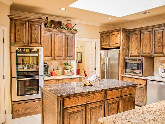 5th image of 2503 Legacy Oaks Ct