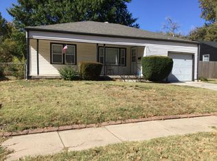 2239 S Old Manor Rd, Wichita, KS 67218