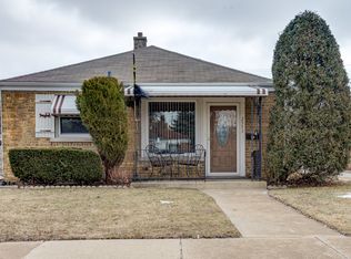 2553 Willow St, Franklin Park, IL 60131