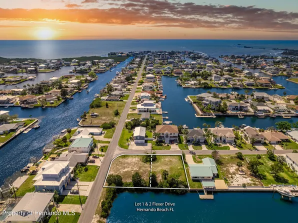 1-2 Flexer Dr, Spring Hill, FL 34607