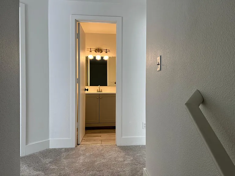 17815 SW Robert Ln — Photo 15