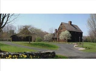 160 Shays St, Amherst, MA 01002