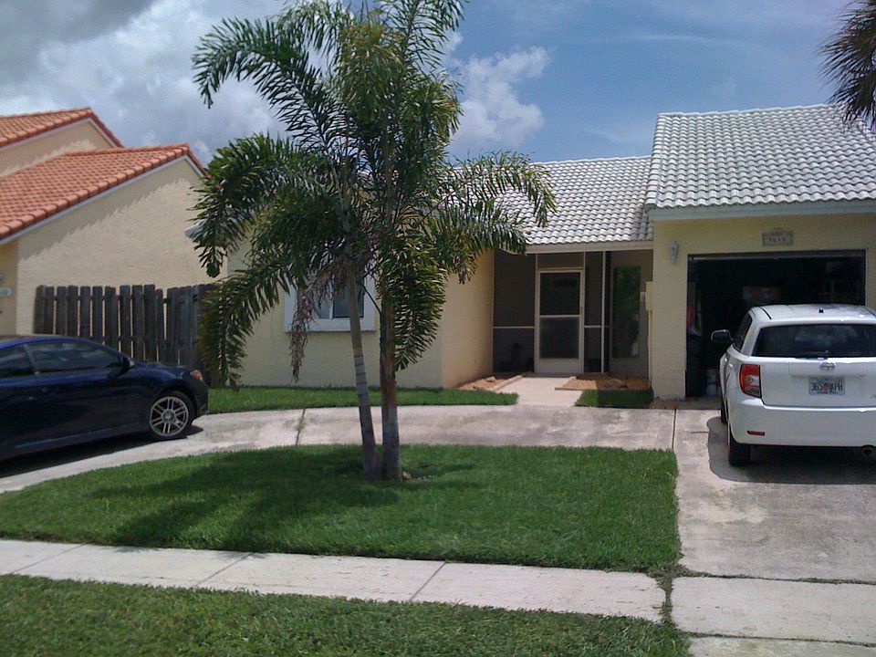 1st image of 9648 63rd Trl S