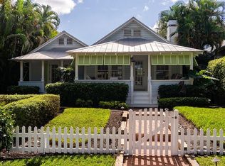 732 8th Ave S, Naples, FL 34102