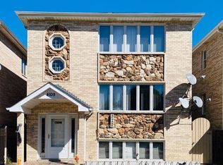 4109 N Dickinson Ave #1, Chicago, IL 60641