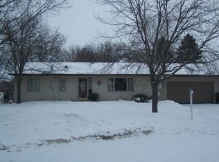 7966 71st St S, Cottage Grove, MN 55016