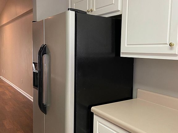 4th image of 155 Saint Kitts Ct