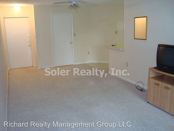 5th image of 3520 Southpointe Dr