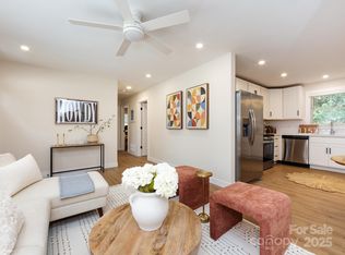 1152 Penrose Ln, Charlotte, NC 28217