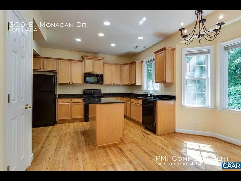 305 E Monacan Dr — Photo 8