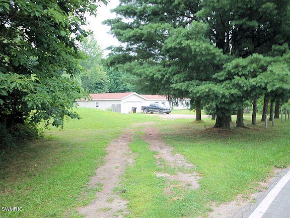 3rd image of 61126 County Road 380