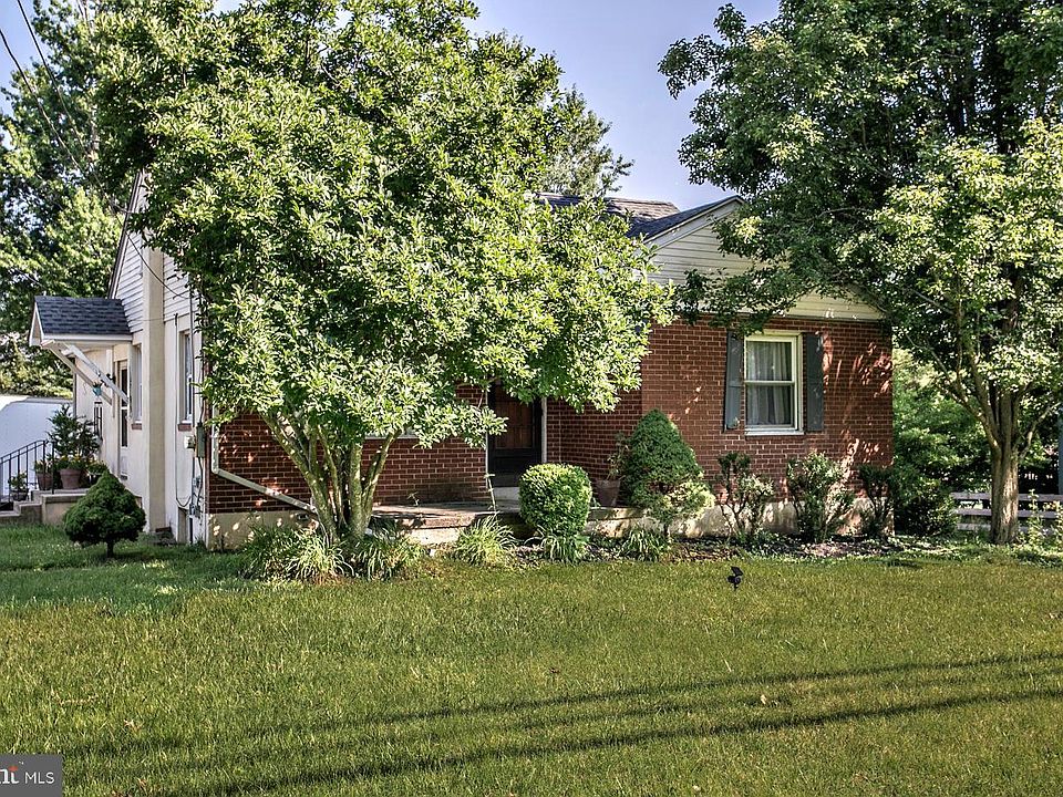 1st image of 2916 Whitehall Rd