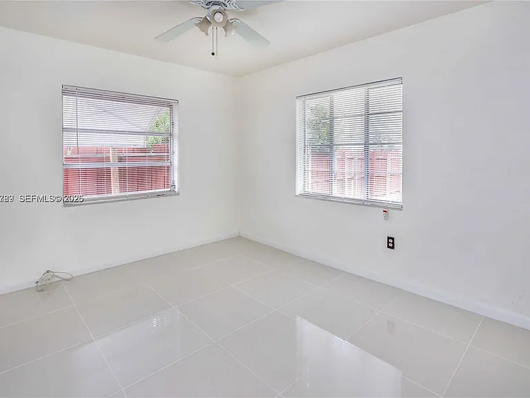 1722 Wiley St #1722 — Photo 6