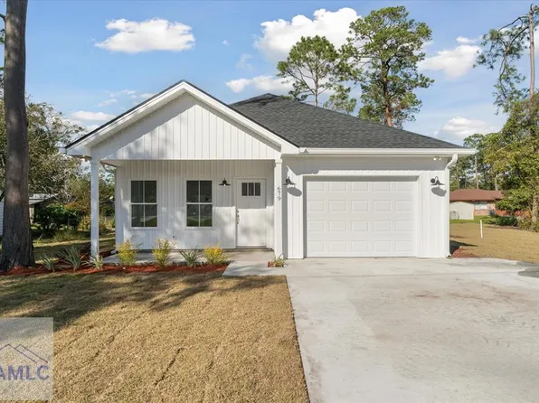 679 Chapel Crossing Rd, Brunswick, GA 31525