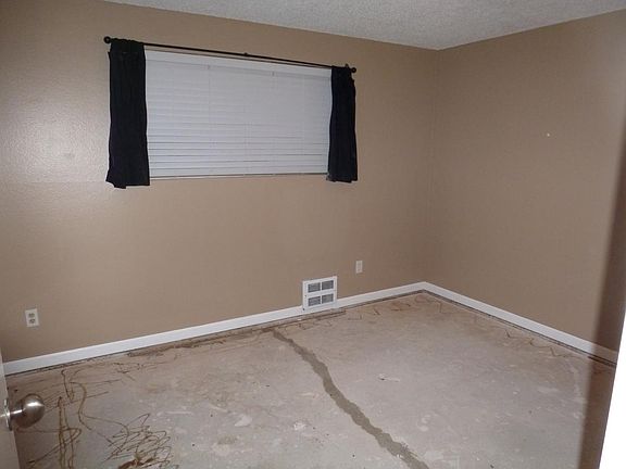 Back bedroom. New paint. New carpet coming soon.