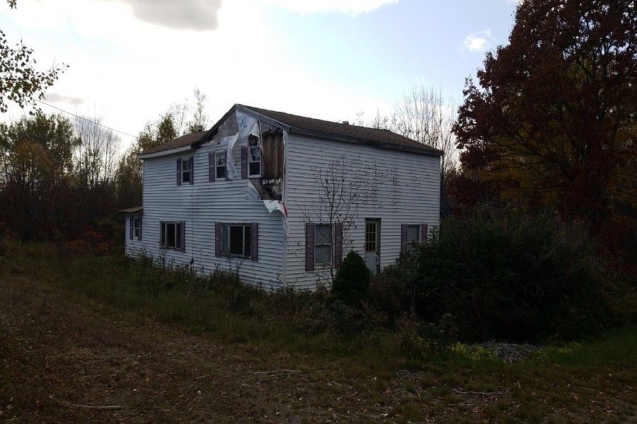 2nd image of 484 Crawford Arm Rd #1092